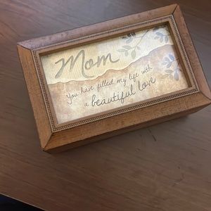 Jewelry Box with Mom Token